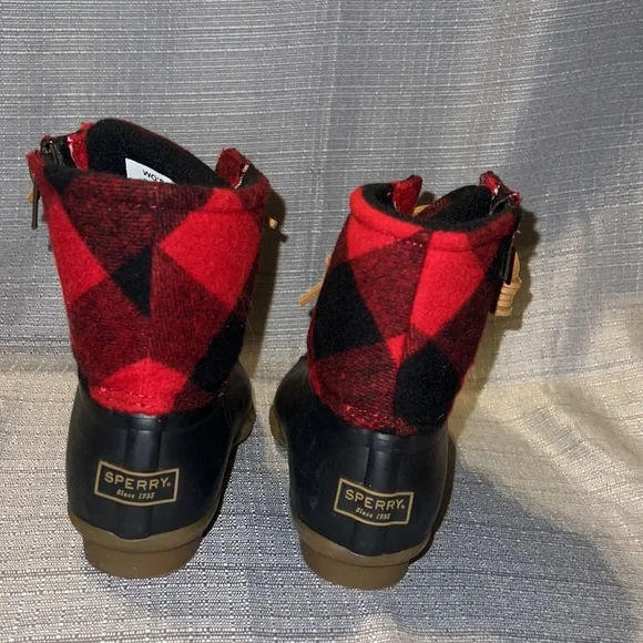 Sperry Women’s Saltwater Wool Duck Boots - Picture 4 of 4